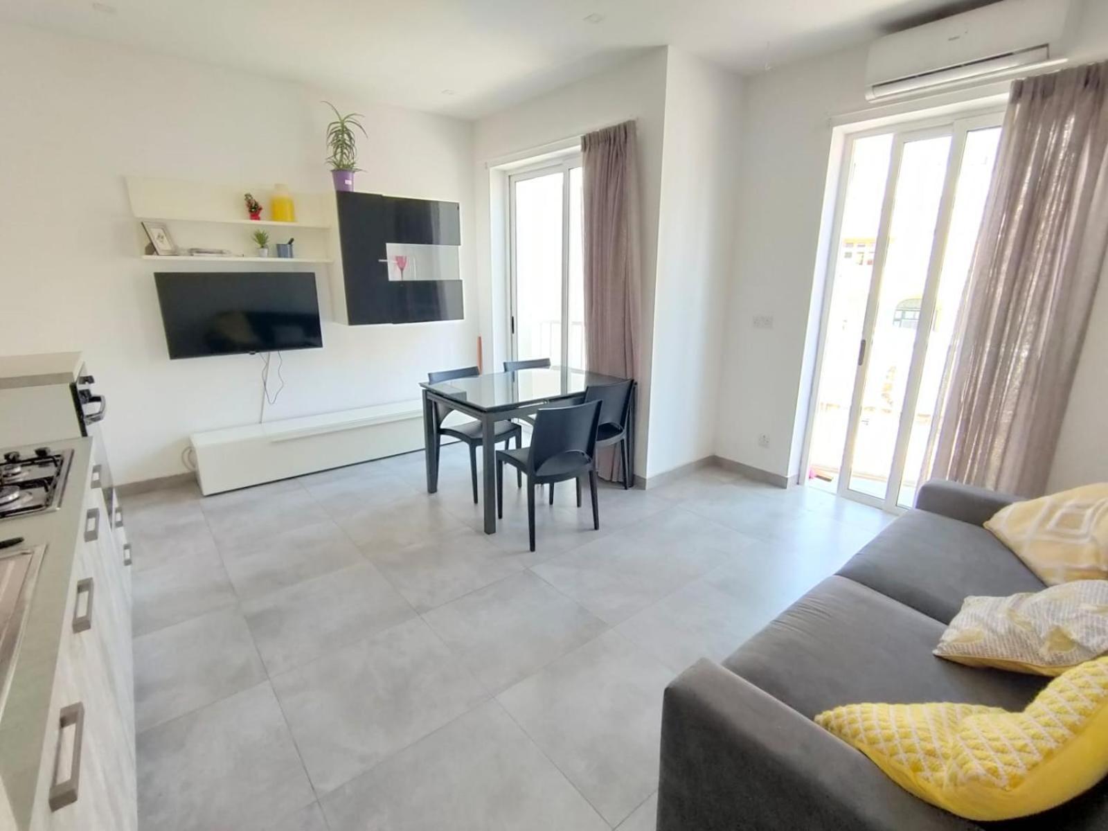 Cosy Seaside Apt, 200M From The Seafront Gzira المظهر الخارجي الصورة