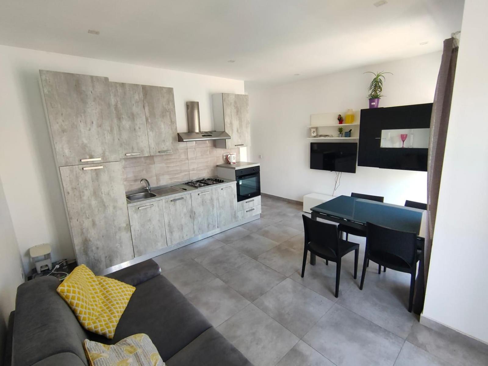 Cosy Seaside Apt, 200M From The Seafront Gzira المظهر الخارجي الصورة