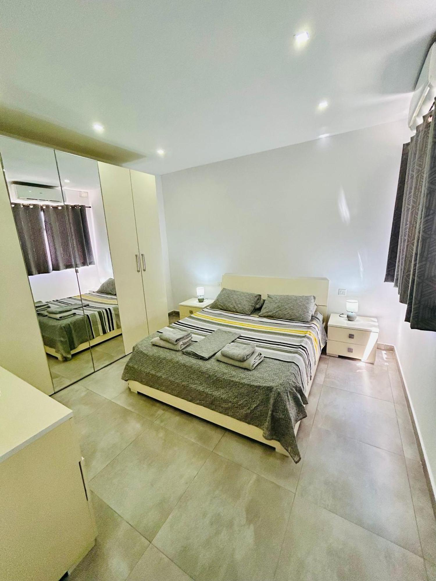 Cosy Seaside Apt, 200M From The Seafront Gzira المظهر الخارجي الصورة